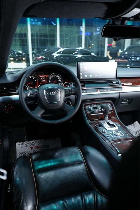 Audi A8 W12 Quattro