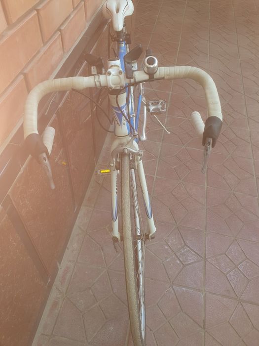 рул корбоновый  велосипед шоссейный  отличный профессиональный гоночны