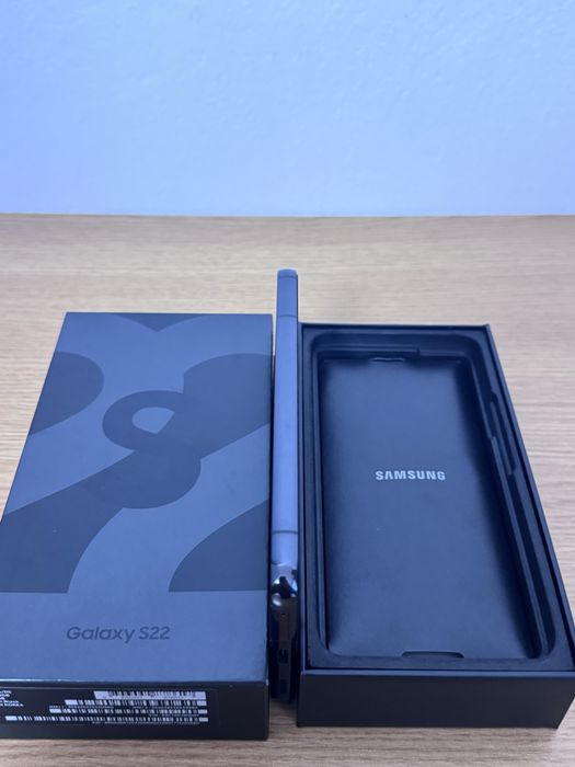 Samsung S22 impecabil