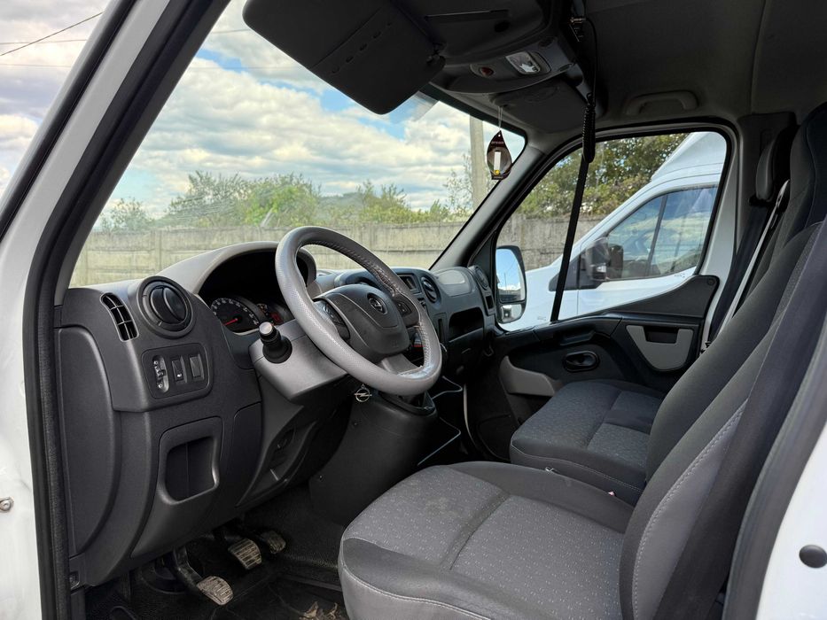 Opel Movano An 2017 Prelata, in stare foarte buna !!!