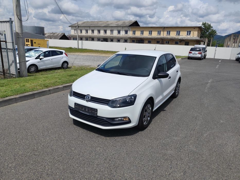 VOLKSWAGEN Polo 2016