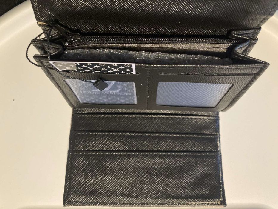 Дамски портфейл Louis Vuitton