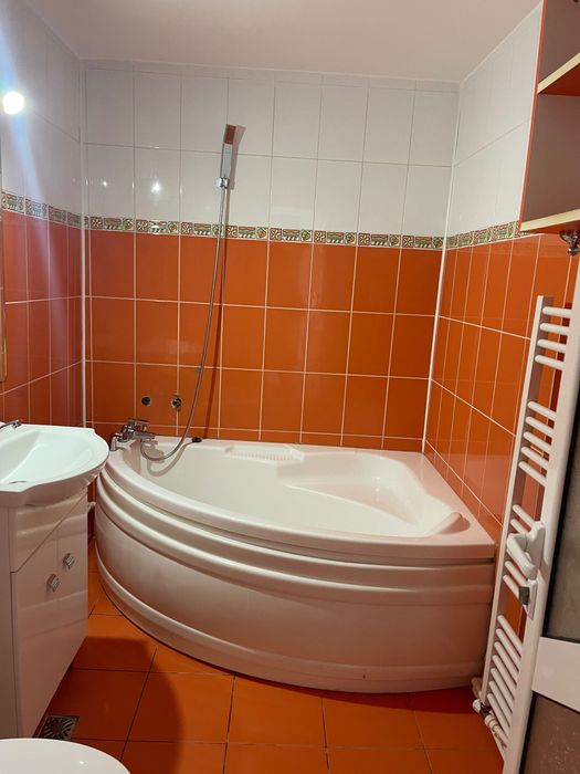 Apartament de închiriat