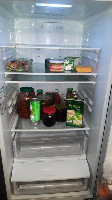 Холодильник 2х камерный Самсунг