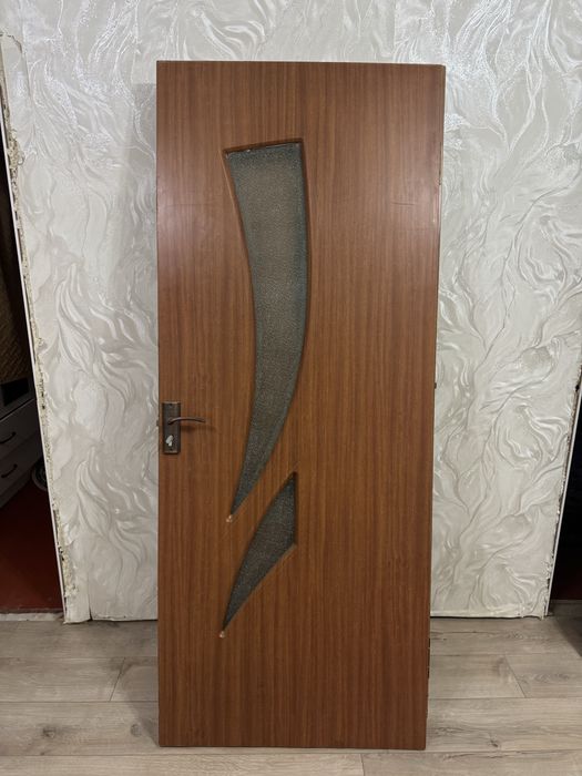 Есік, терезе сатылады