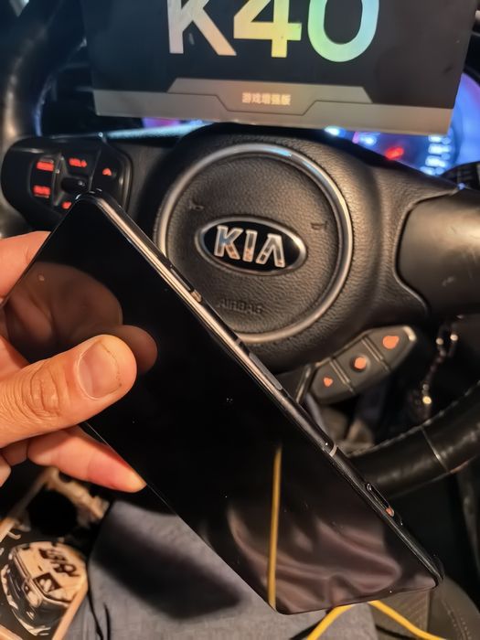 iPhone 11 128gb redmi k40 gaming