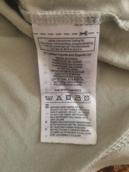 Оргинална фанелка Adidas и Ювентус, Размер М, Нова, Рядка