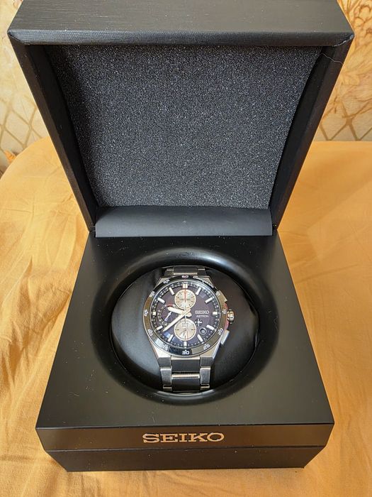 Seiko Astron GPS Solar (Титаниев)