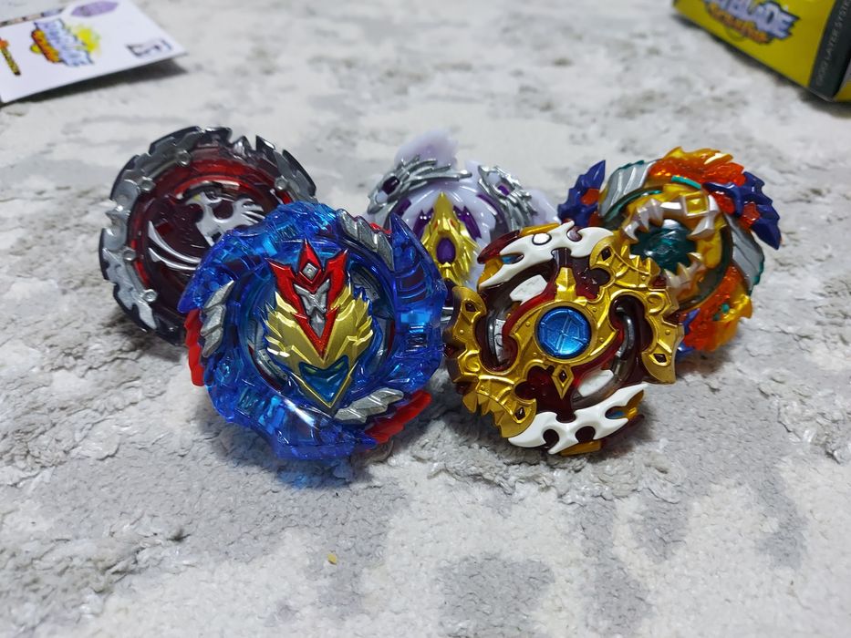 Продаю Бейблейды СРОЧНО