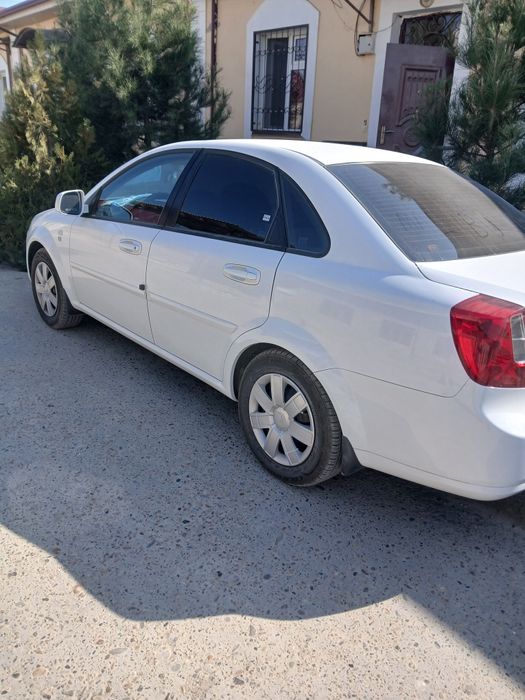 Автомобиль жентра