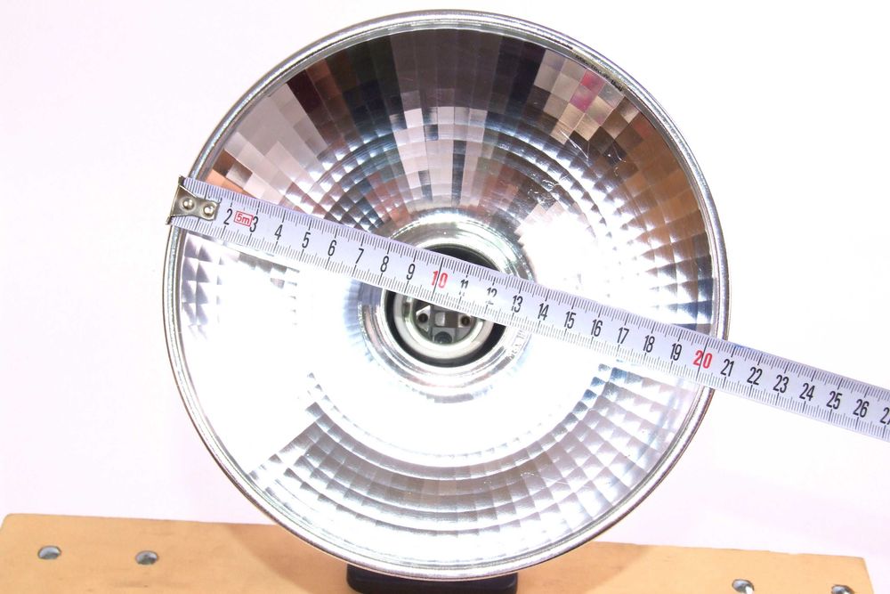 Lampa IKEA profesionala, spot luminos puternic si concentrat, NOUA !