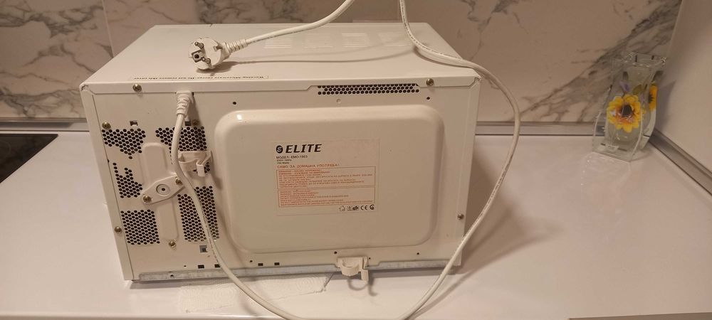 Микровълнова фурна Elite