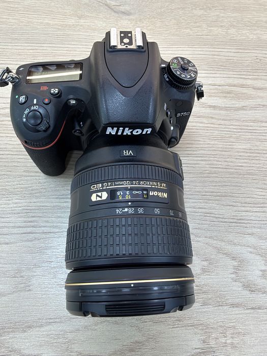 Nikon D750 VR 24-120mm
