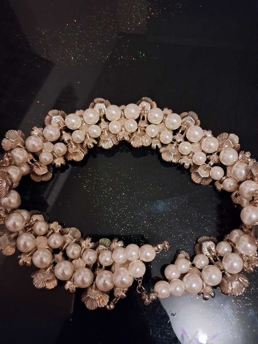 Дамско      колие