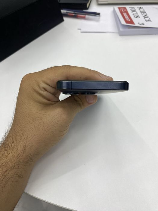 Iphone 15pro xolati yaxshi