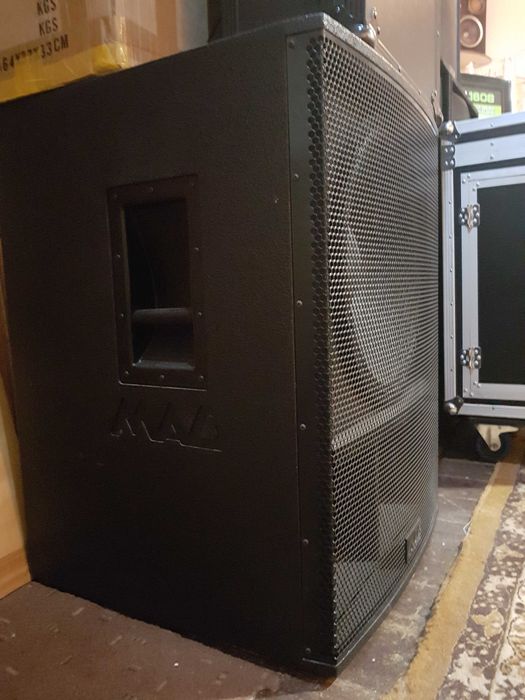 Vând 2 Basi MAG Audio 18" (Sub 18) MD860B