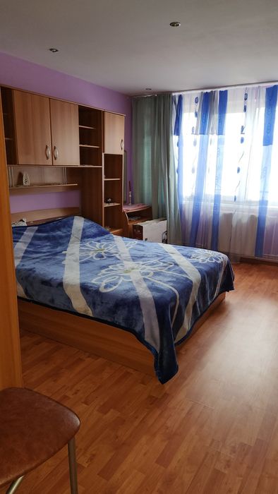Vând apartament cu doua camere în Petrila