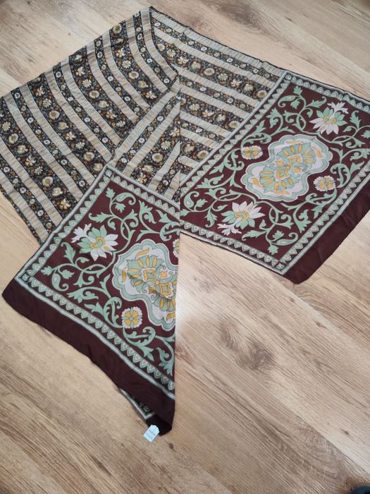 Eșarfă din mătase