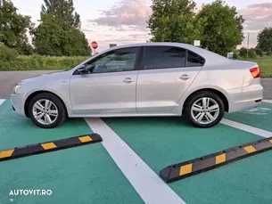 VOLKSWAGEN Jetta 2012 — imagine 2