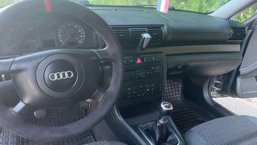 Vând Audi A4 B5,2001,cu 230 000 km Reali,1.9 TDI,AJM 116 CAI!