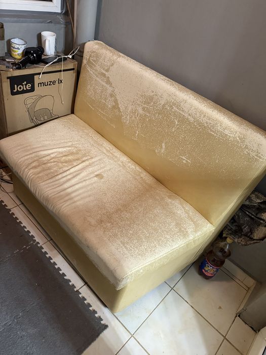 Диван не большой б/у