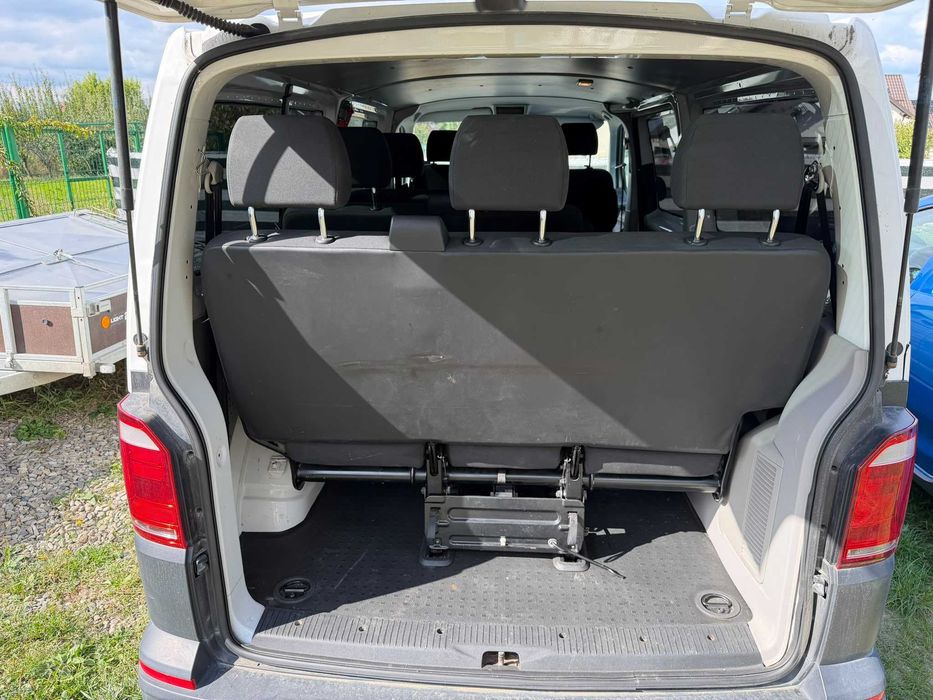 VW Transporter T6, Kombi 8+1, 2.0 TDI 150CP, 2017, TVA DEDUCTIBIL