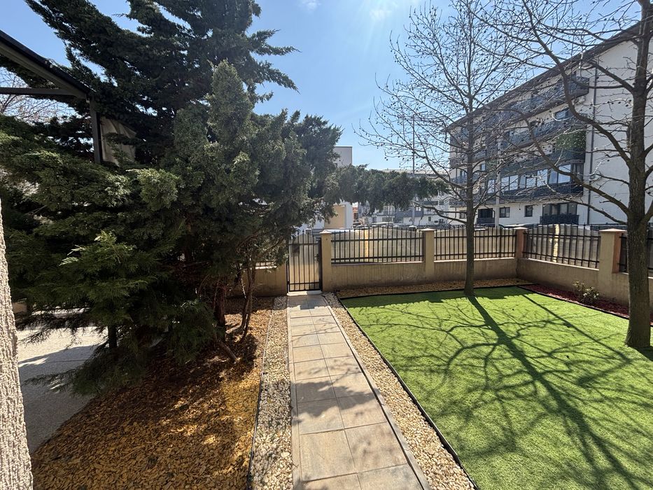 Dobroești-Fundeni |Vilă Lux |3 Cam băi Proprii |Complex Privat | 320mp