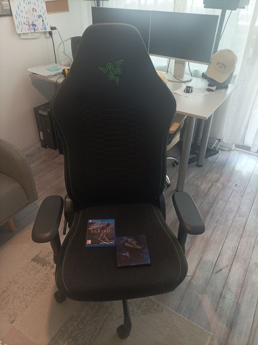 Геймърски стол Razer, номер едно в бранша със подарък игра sekiro и метална кутия!