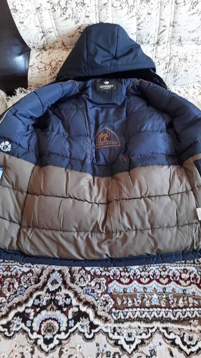 Продам новую куртку