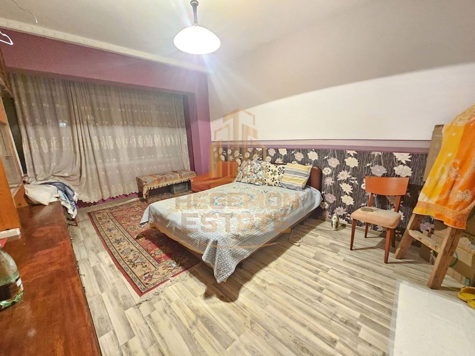 Продава се Тристаен апартамент в Варна, Гръцка махала - 100 кв.м за 4000 €/кв.м - Снимка #8