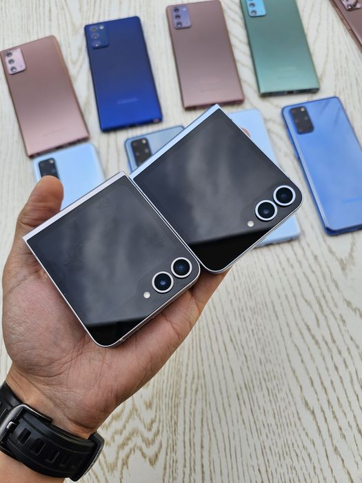 Samsung Galaxy Z Flip 6 (5G). OzU 12/256 GB. Garantya bor. Ime o'tkan