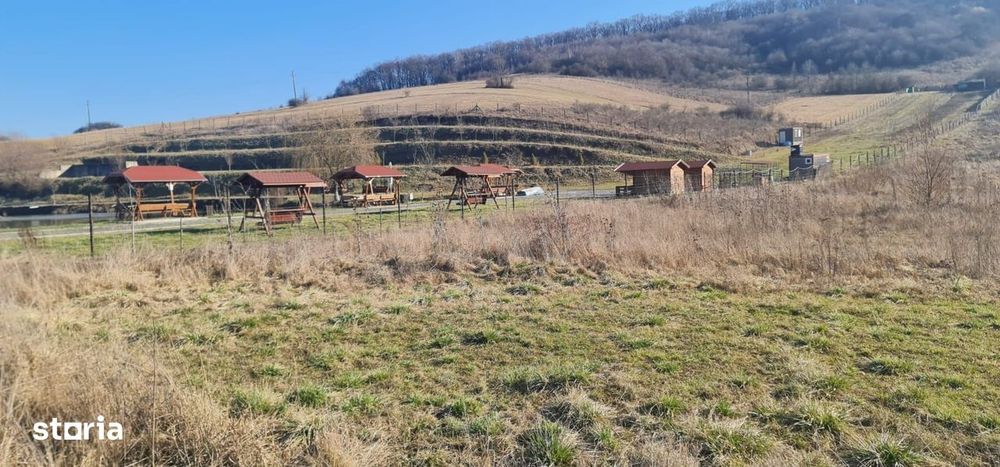 Teren intravilan de vânzare Ivanesti, Com Livezeni