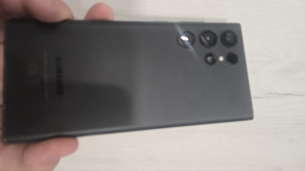 Samsung  Galaxy s 22 ultra