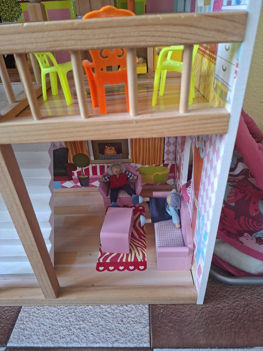 Къща за кукли с аксесоари