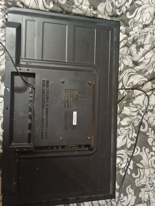 Продам телевизор