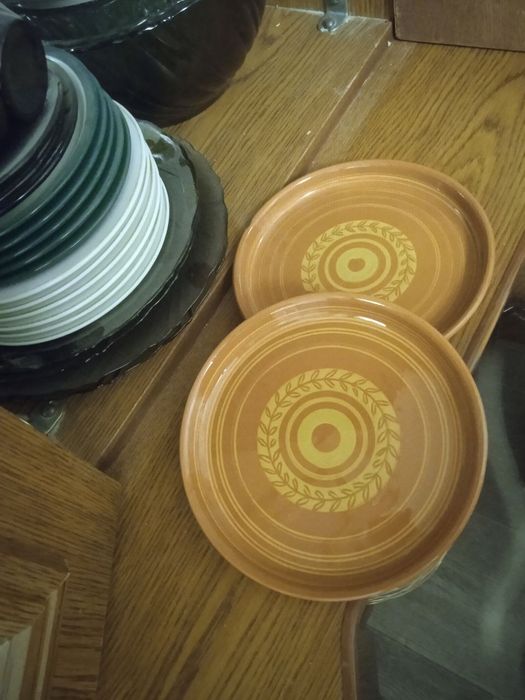 Тарелки в ассортименте