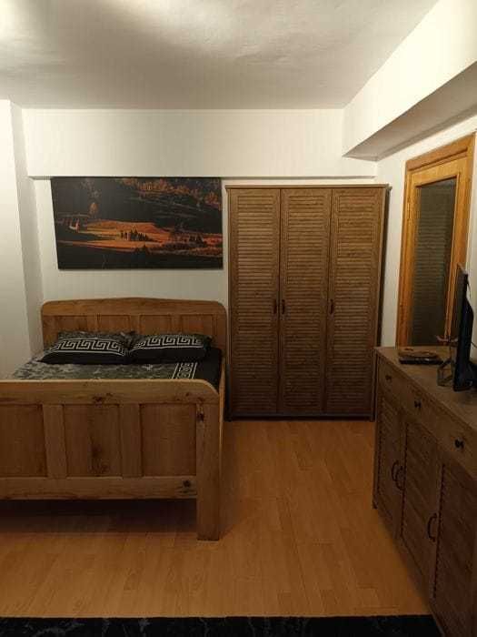 Inchiriez Studio Universitate. KFC .