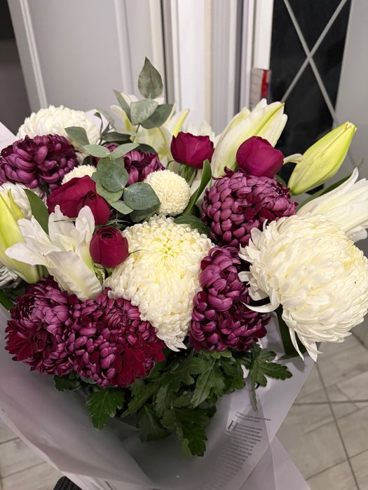 Продам несколько букетов, недорого