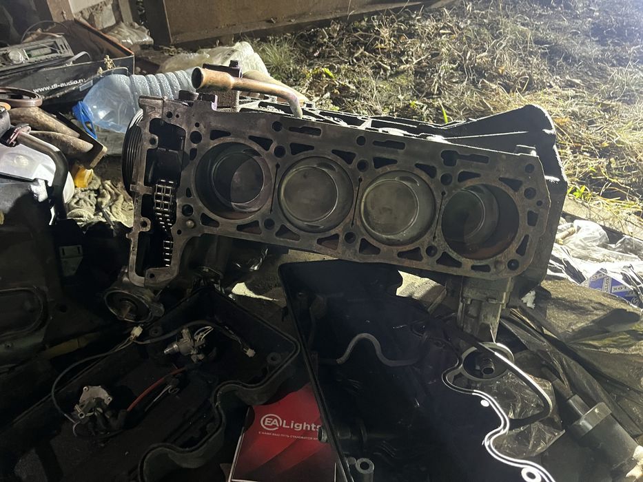 Разбор двигателя 102 мерседес