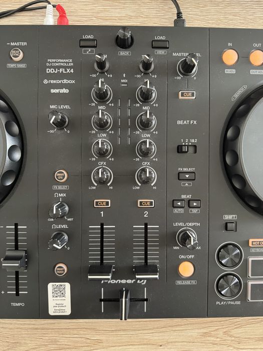 Controller DJ Pioneer DDJ-FLX4 – 2 canale