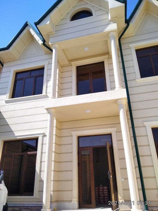 Жидкий травертин фасад дома, цоколь гранит камень, travirtin, granit