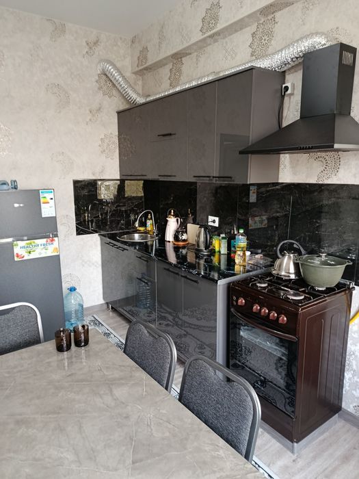 Есть рядом остановка метро