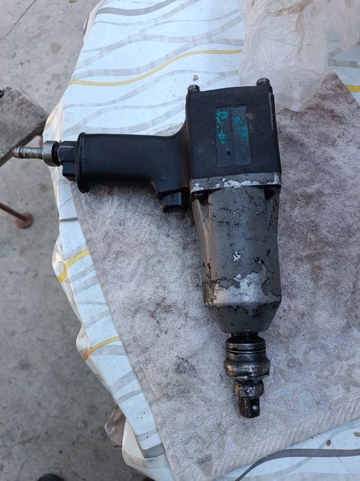 Воздушный гайковёрт СССР