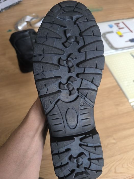 Продам берцы 44 размера