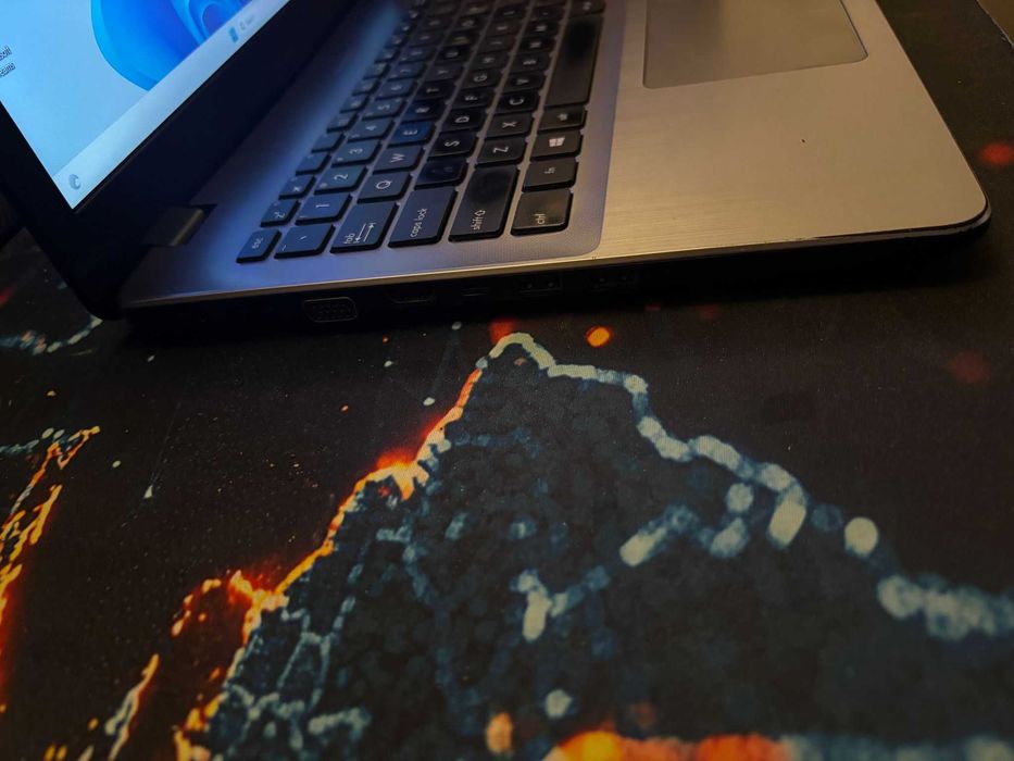 Asus Vivobook X542UAR in perfecta stare de functionare