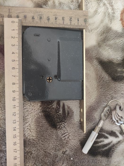 Замок для сейфа новый