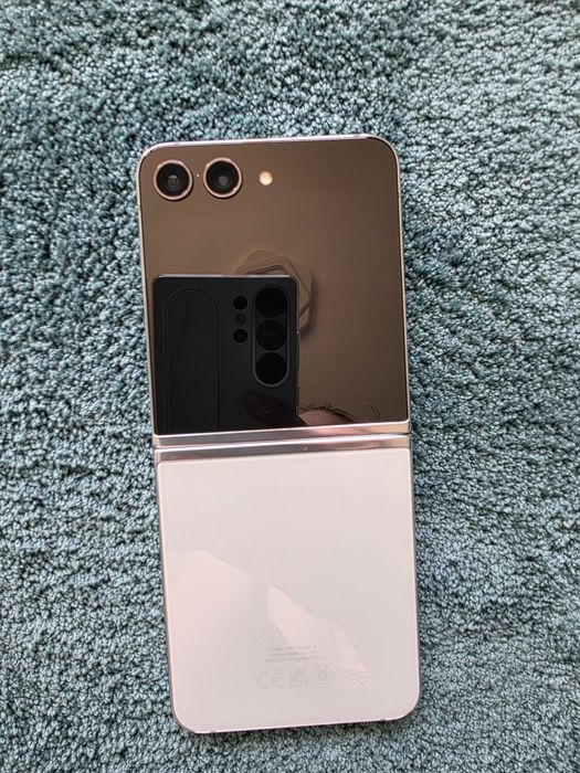 Galaxy Z Flip 5 512GB mint