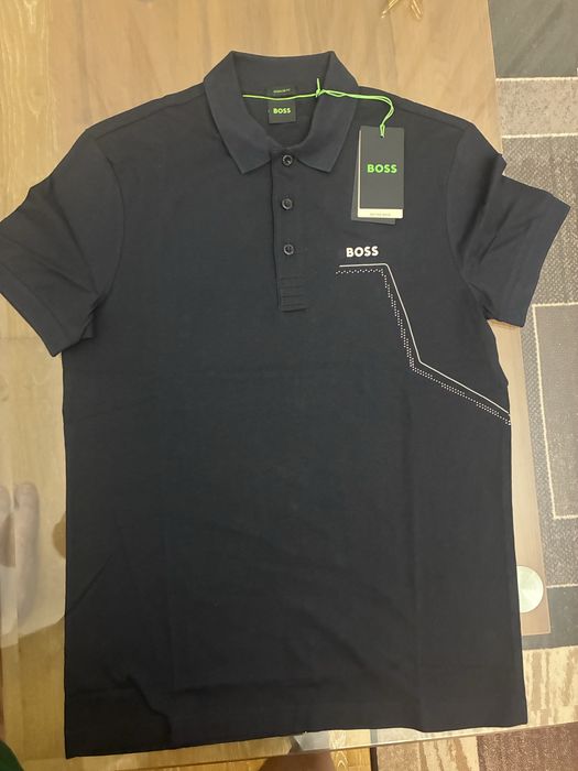 Hugo BOSS тениска с яка - S