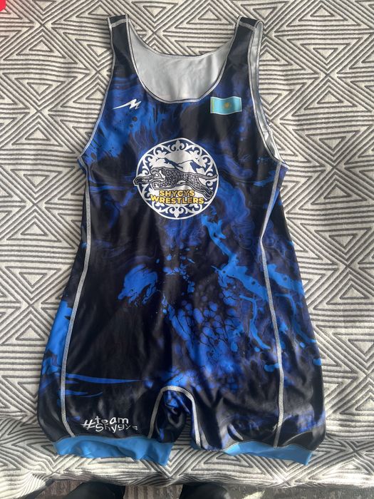 Продам Борцовки/Нательники