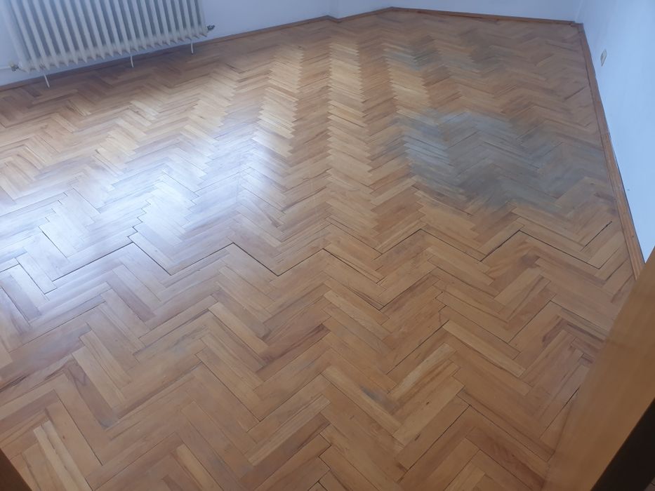 Montam parchet laminat și masiv